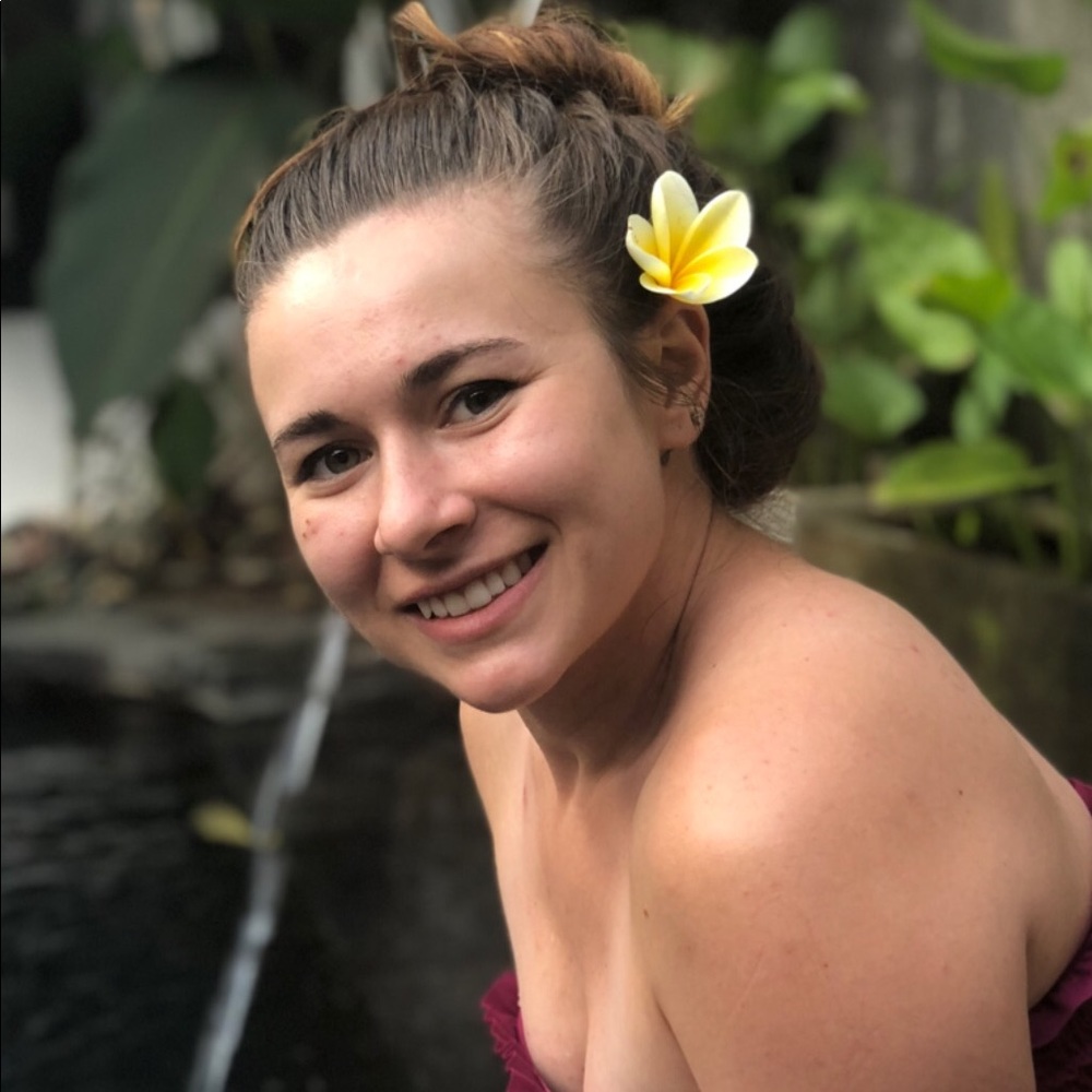 Meet your Posher, Karlee